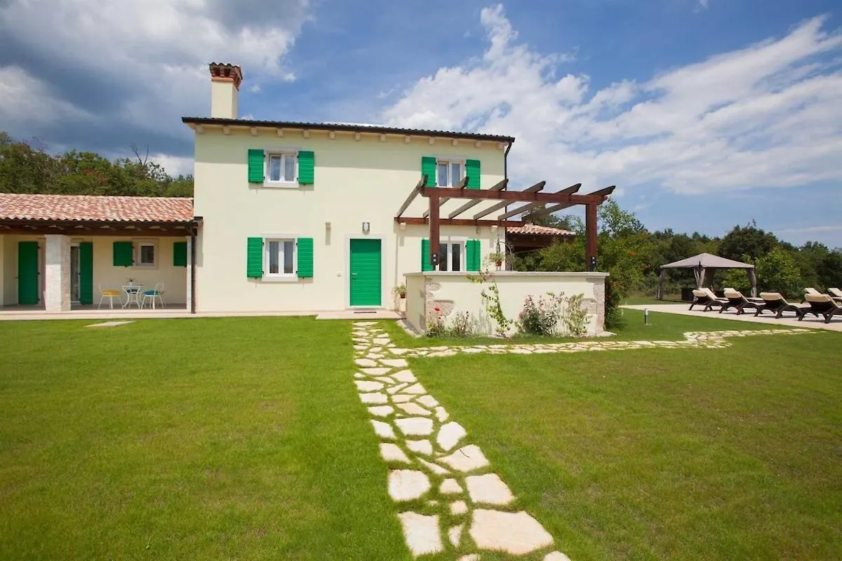 Villa Agnese, A Charming Pool Villa Surrounded By Nature Veli Turini