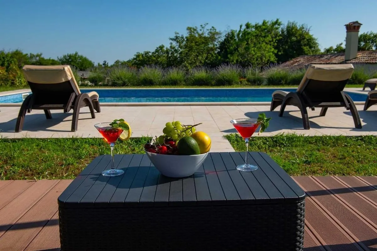 Villa Agnese, A Charming Pool Villa Surrounded By Nature Veli Turini 0*,  Хорватия